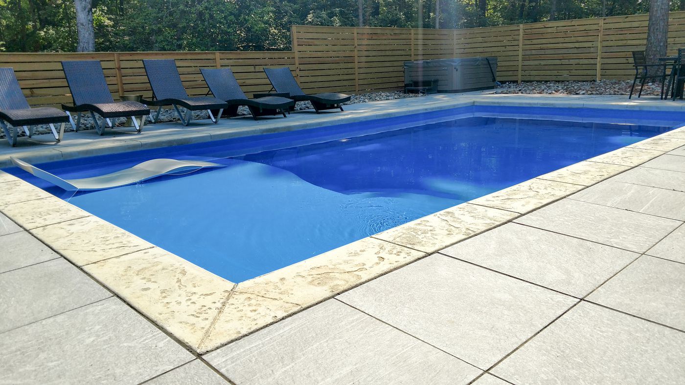 Vinyl pool deals tanning ledge chairs